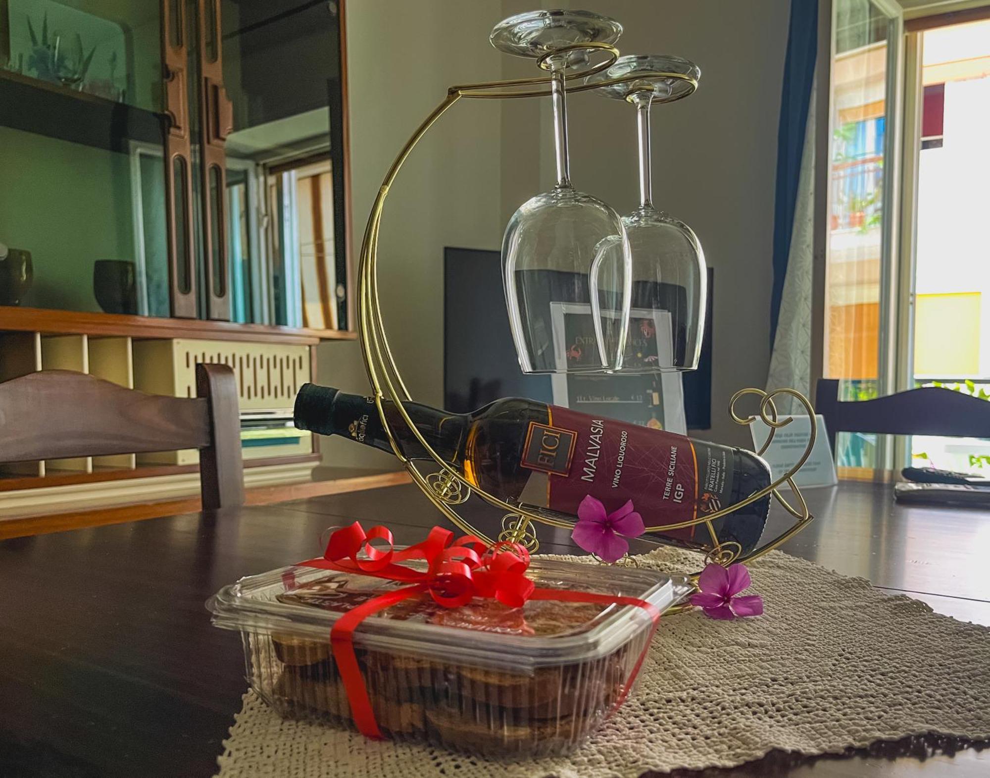 Seaview Terrace Apartment Relax & Comfort In Milazzo, Ture'S Home Ngoại thất bức ảnh